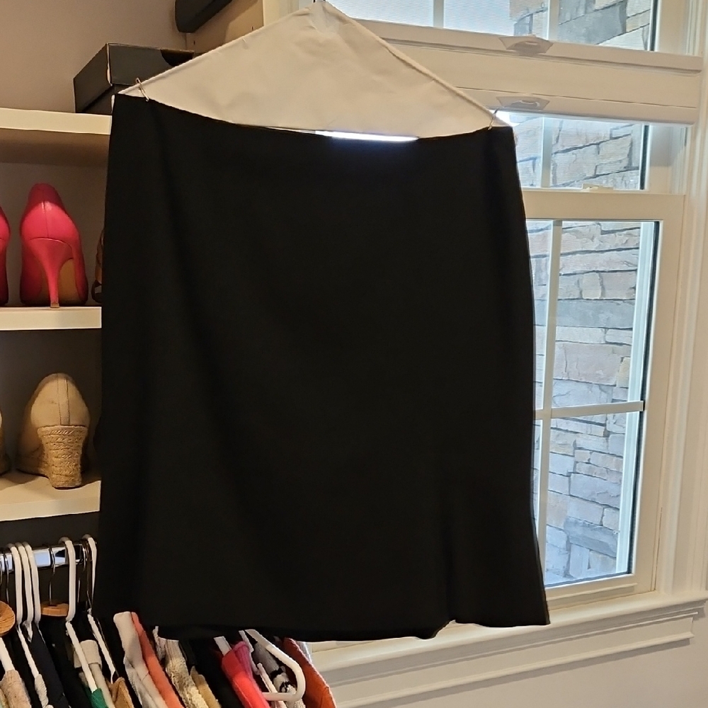 Ann Taylor Classic Black Pencil Skirt with flare